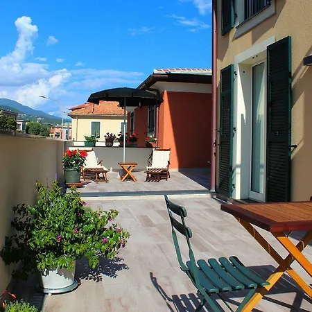 Calma Di Vento Гостевой дом Сестри-Леванте